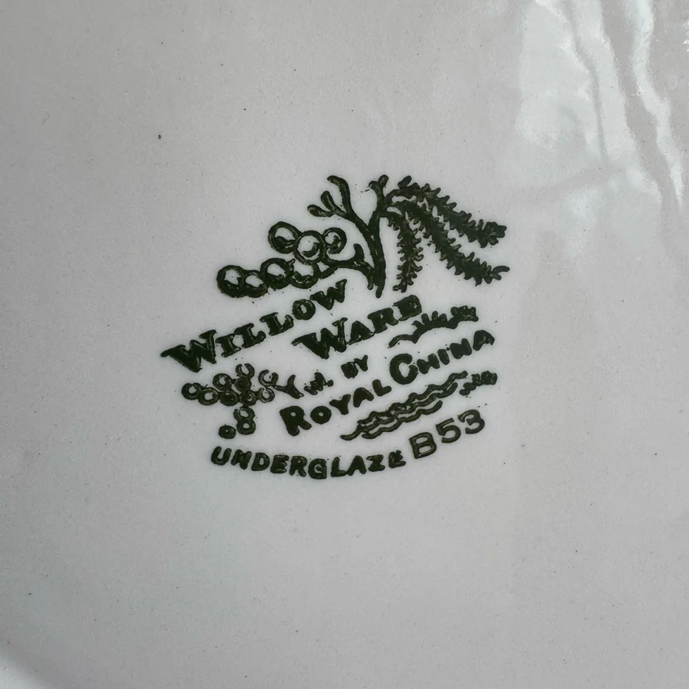 Vintage Willow Ware Blue and White Cake Plate or Serving Platter - Picture 4 of 4